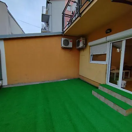 Magenta Beo Shopping Centre Ii Apartment *